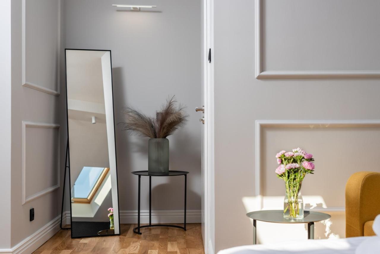 Riverside Premium Class Apartment - By Upstairs คราคูฟ ภายนอก รูปภาพ