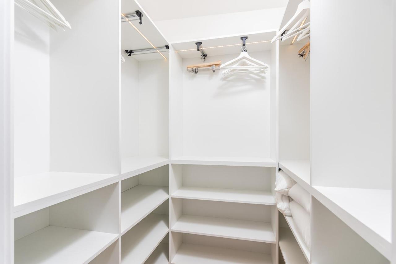 Riverside Premium Class Apartment - By Upstairs คราคูฟ ภายนอก รูปภาพ