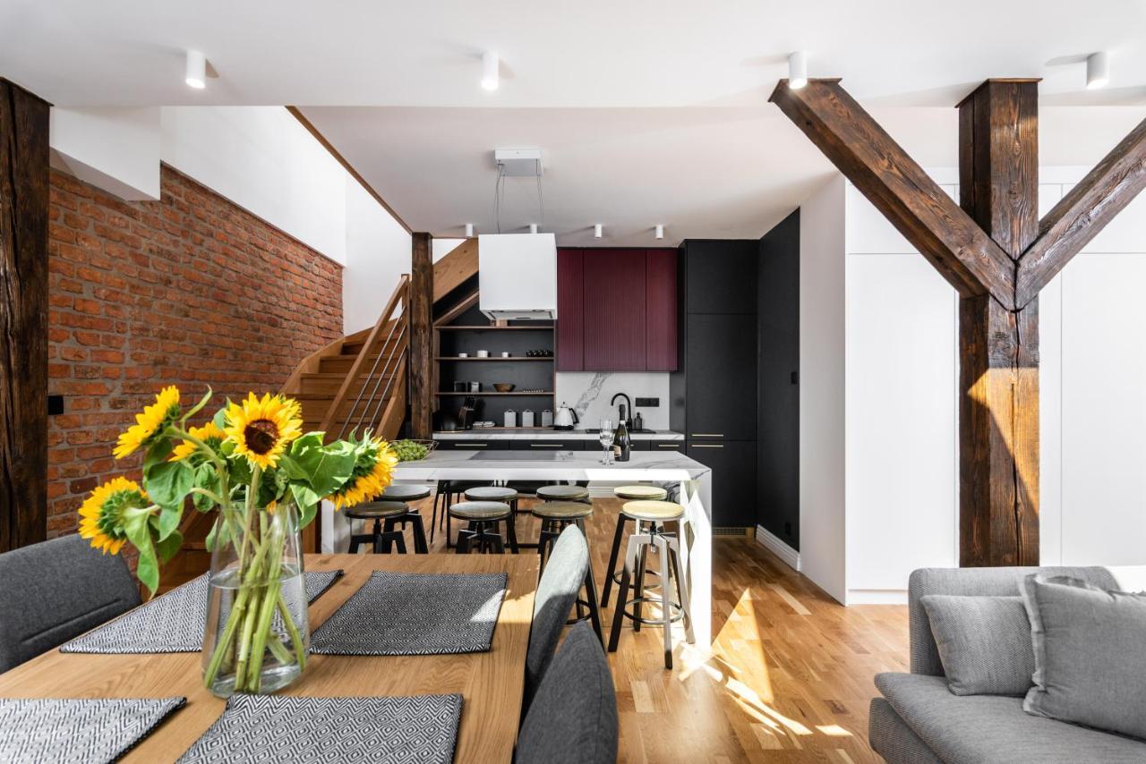 Riverside Premium Class Apartment - By Upstairs คราคูฟ ภายนอก รูปภาพ